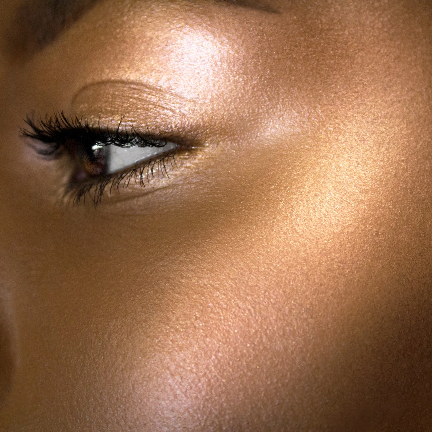 Rare Light Crème Luminizer: Anthelion - Image 2