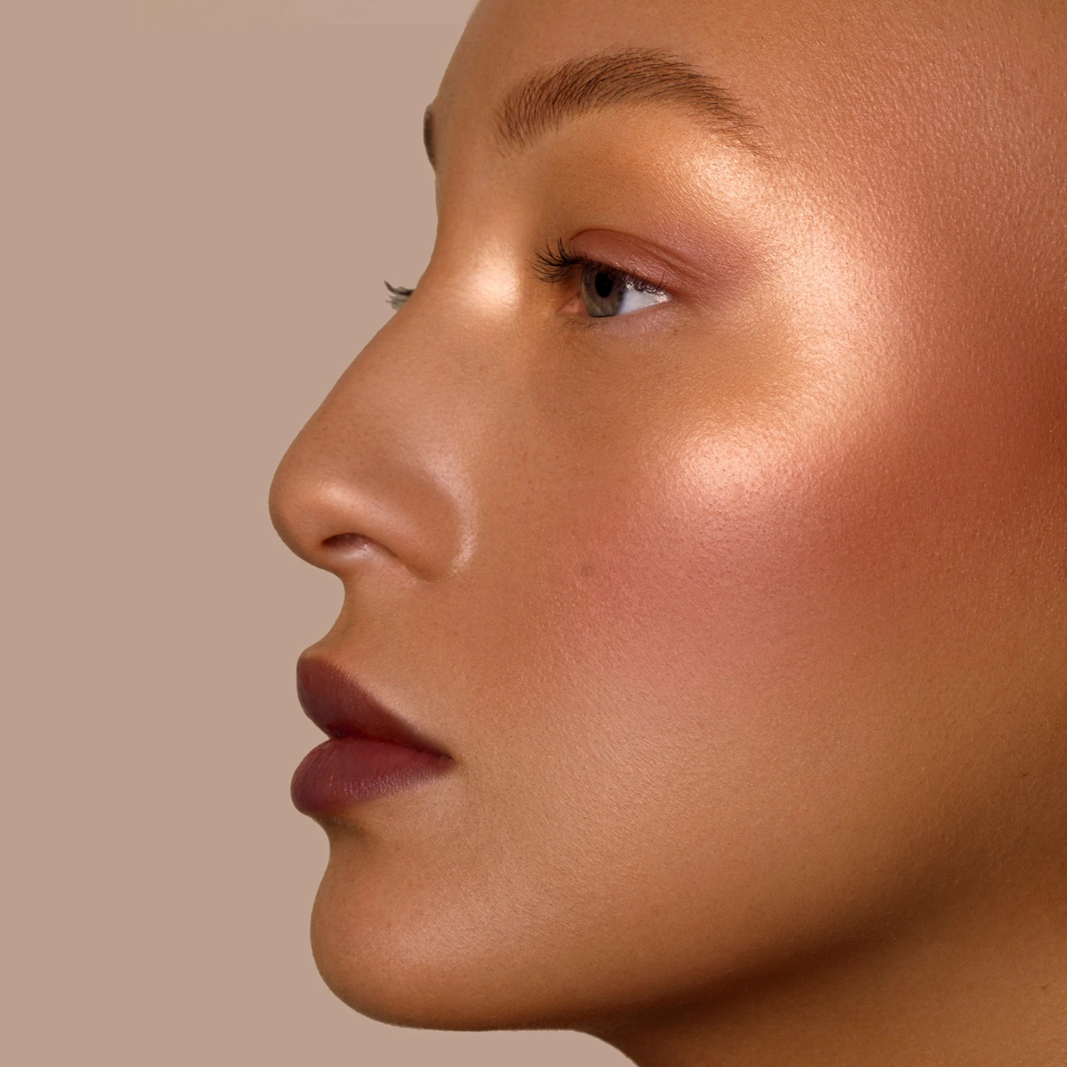 Rare Light Crème Luminizer: Anthelion - Image 6