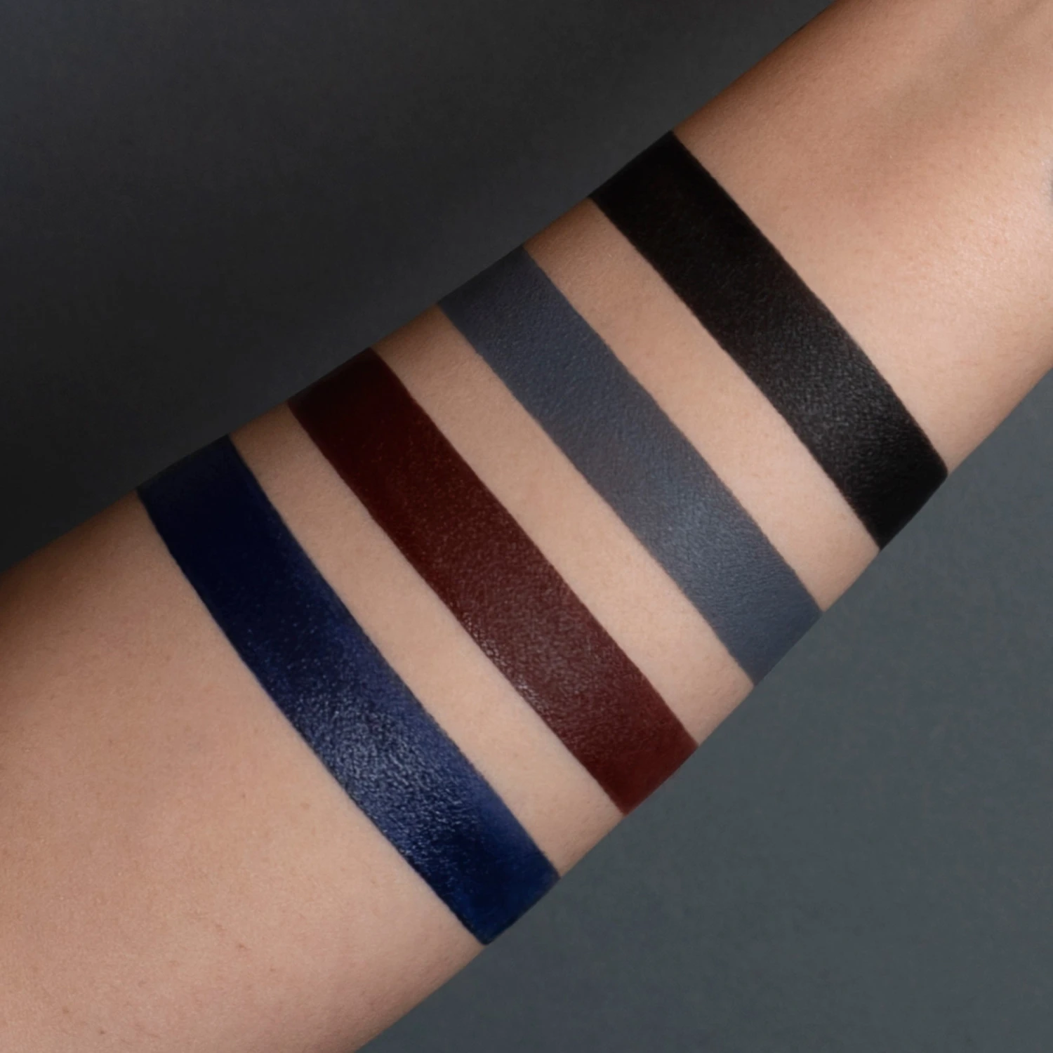 The Black Orb Enigmatic Kohl Eyeliner: Dusk - Image 5